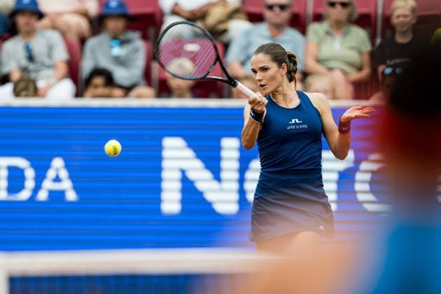 240709 Mirjam Björklund, Sverige under dag 2 av WTA, Tennis Damen Nordea Open den 9 juli 2024 i Bastad. Copyright: NICLASxJÖNSSON BB240709NO156
