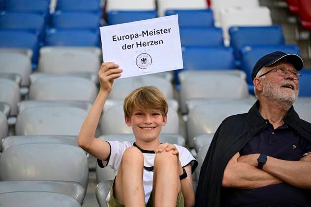 EURO 2024, Die Highlights Sport Bilder des Tages Fans Deutschland Europameister der Herzen, Spanien vs. Frankreich, Fussball, UEFA EURO, EM, Europameisterschaft,Fussball 2024, Halbfinale, 09.07.2024 Muenchen Bayern Deutschland