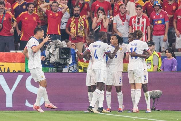 UEFA EURO, EM, Europameisterschaft,Fussball 2024: Spanien - Frankreich; 09.07.2024 Jubel zum 0:1 durch Randal Kolo Muani (Frankreich, 12) UEFA EURO 2024: Spanien - Frankreich; Munich Football Arena, München am 09.07.2024 Copyright: xBEAUTIFULxSPORTS Wunderlx