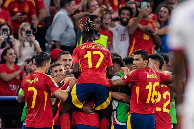 EURO 2024, Die Highlights Sport Bilder des Tages UEFA EURO, EM, Europameisterschaft,Fussball 2024: Spanien - Frankreich; 09.07.2024 Jubel zum 1:1 durch Lamine Yamal (Spanien, 19) UEFA EURO 2024: Spanien - Frankreich; Munich Football Arena, München am 09.07.2024 Copyright: xBEAUTIFULxSPORTS Wunderlx