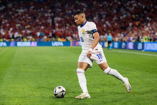UEFA EURO, EM, Europameisterschaft,Fussball 2024: Spanien - Frankreich; 09.07.2024 Kylian Mbappe Lottin (Frankreich, 10) am Ball UEFA EURO 2024: Spanien - Frankreich; Munich Football Arena, München am 09.07.2024 Copyright: xBEAUTIFULxSPORTS Wunderlx