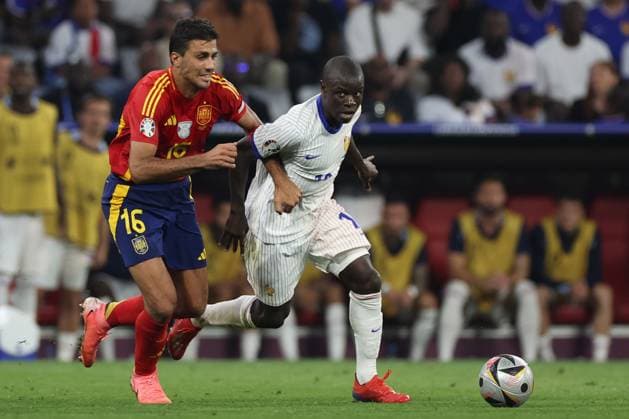 UEFA EURO, EM, Europameisterschaft,Fussball 2024: Semi-finals Spain vs France at Munich Football Allianz Arena Munich , Germany 09.07.2024: N Golo Kante of France, Rodri of Spain during the UEFA EURO 2024 semi-finals, football match between Spain vs France at Munich Football Allianz Arena Munich Football Arena Germany Germany Copyright: xmarcoxiacobucci
