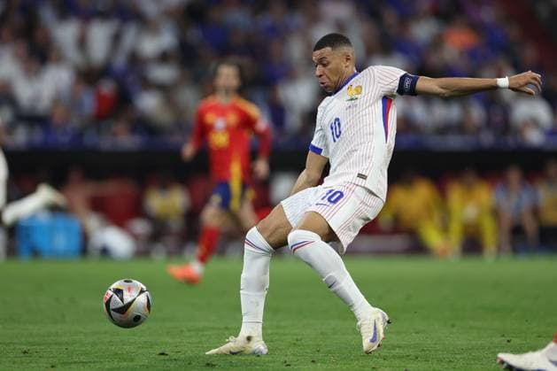 Munich , Germany 09.07.2024: Kylian Mbappe of France during the UEFA EURO, EM, Europameisterschaft,Fussball 2024 semi-finals, football match between Spain vs France at Munich Football Allianz Arena  Copyright: xMarcoxIacobucci IPAxSportx xipa-x xx IPA_47861627 IPA_Agency_IPA47861627