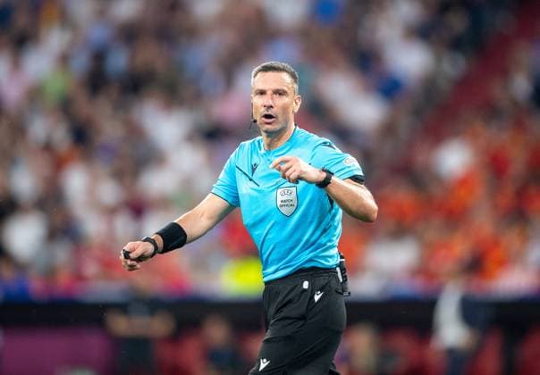 Fussball, Herren, Saison 2023 24, UEFA EURO, EM, Europameisterschaft,Fussball EM 2024, Halbfinale in München, Spanien - Frankreich, Schiedsrichter Slavko Vincic (Slowenien), 09.07. 2024, Copyright: xSebastianxRäppold MatthiasxKochx