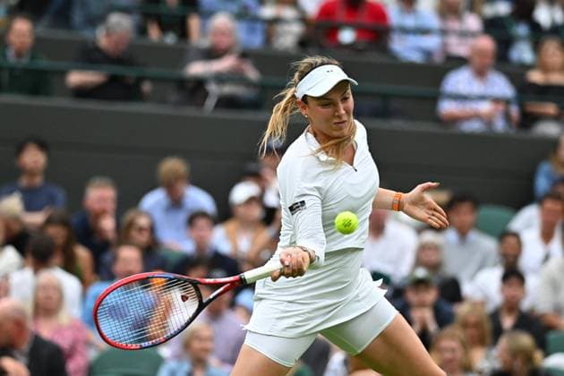 Wimbledon - Vekic v Radovcic Quarter-Final Donna Vekic (CRO) during her quarter final round match at the 2024 Wimbledon Championships at the AELTC in London, UK, on July 9, 2024. Photo by Corinne Dubreuil ABACAPRESS.COM London United Kingdom  Copyright: xDubreuilxCorinne ABACAx