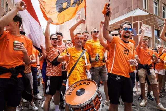 DORTMUND, Dutch supporters in Dortumund, 10-07-2024, Dutch fans in the city center of dortmund before the match against England. Oranje legioen, Dutch supporters in Dortumund  x25726564x Copyright: