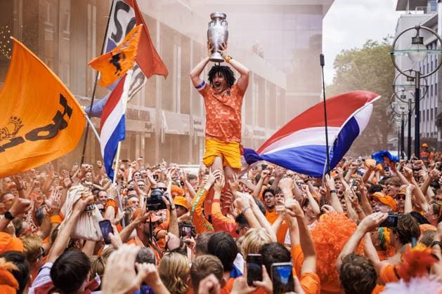 DORTMUND, Dutch supporters in Dortumund, 10-07-2024, Dutch fans in the city center of dortmund before the match against England. Oranje legioen, Dutch supporters in Dortumund  x25726580x Copyright: