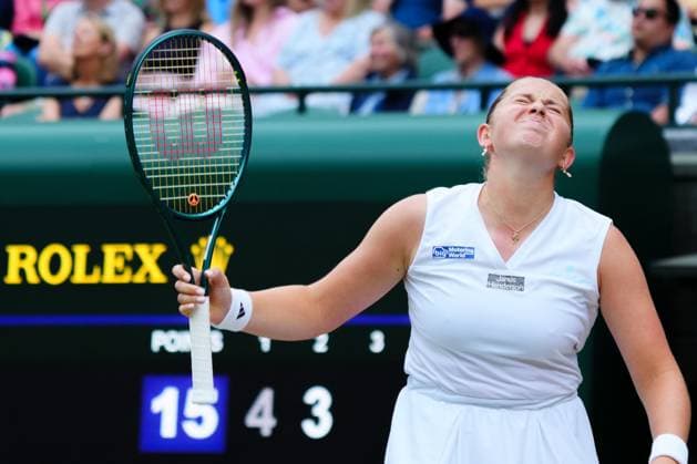 Jelena Ostapenko during her quarter final match Wimbledon Tennis Championships, Day 10, The All England Lawn Tennis and Croquet Club, London, UK - 10 Jul 2024  Copyright: xJavierxGarcia Shutterstockx 14578617ba