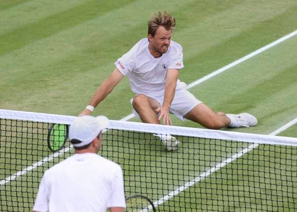 Tennis, Wimbledon, Die Highlights Kevin Krawietz rutscht aus und stuerzt zu Boden , Tim Puetz, Herren Doppel Copyright: xJuergenxHasenkopfx