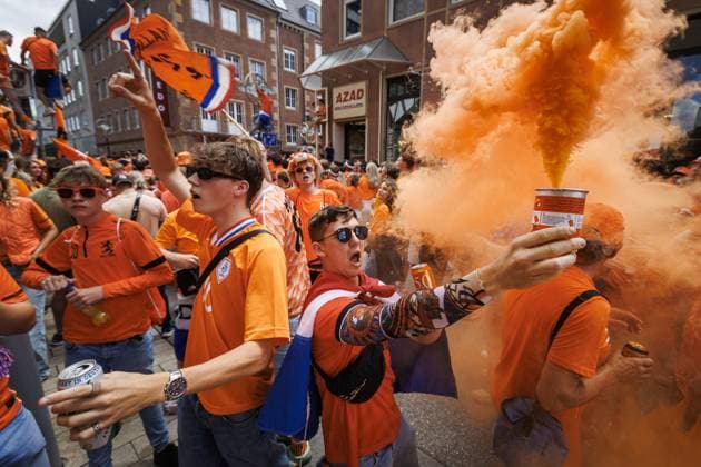 DORTMUND, Dutch supporters in Dortumund, 10-07-2024, Dutch fans in the city center of dortmund before the match against England. Oranje legioen, Dutch supporters in Dortumund  x25726943x Copyright: