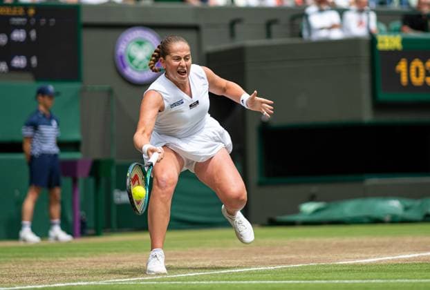 Tennis - Wimbledon Championship 2024 - Day 10 LONDON, ENGLAND - Wednesday, July 10, 2024: Jelena Ostapenko (LAT) during the Ladies Singles Quarter-Final match on Day Ten of The Championships Wimbledon 2024 at the All England Lawn Tennis and Croquet Club. (Photo by Kirsten Holst Propaganda) LONDON All England Lawn Tennis and Croquet Club GREATER LONDON ENGLAND  Copyright: xKirstenxHolstx 2024-07-10-005-Wimbledon_Day_10