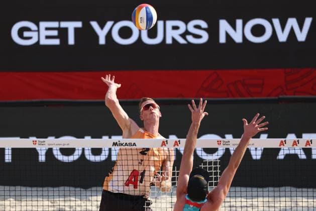 BEACHVOLLEYBALL - Beach Pro Vienna VIENNA,AUSTRIA,10.JUL.24 - Beach volleyball, Beachvolleyball - A1 Beach Pro Vienna. Image shows Christiaan Varenhorst (NED).  GEPAxpictures xMathiasxMandl