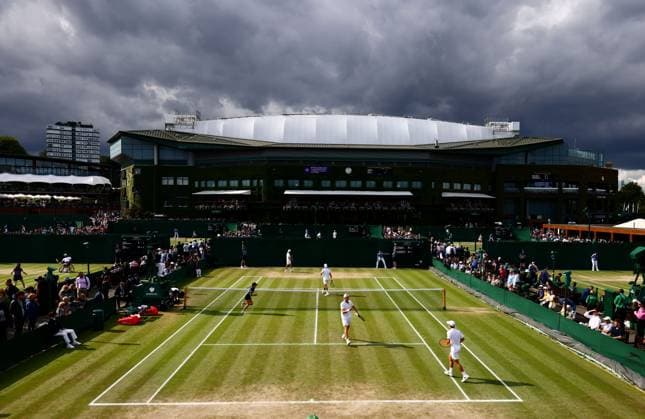 A general view of action on court 10. Wimbledon Tennis Championships, Day 10, The All England Lawn Tennis and Croquet Club, London, UK - 10 Jul 2024  Copyright: xJamesxMarsh Shutterstockx 14578619du