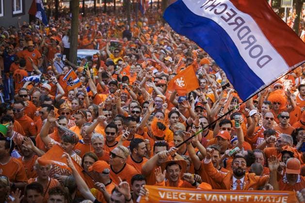 DORTMUND, Dutch supporters in Dortumund, 10-07-2024, Dutch fans in the city center of dortmund before the match against England. Oranje legioen, fan walk Dutch supporters in Dortumund  x25728556x Copyright: