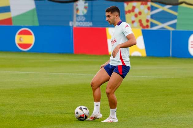Spain s Ferran Torres takes part in a training session in Donaueschingen, Germany, 10 July 2024. SPain will play the EURO2024 final after defeating France 2-1 on 09 July. Spain s training session !ACHTUNG: NUR REDAKTIONELLE NUTZUNG!  Copyright: xJ.xJ.xGuillenx GRAF4818 20240710-55014114499_1
