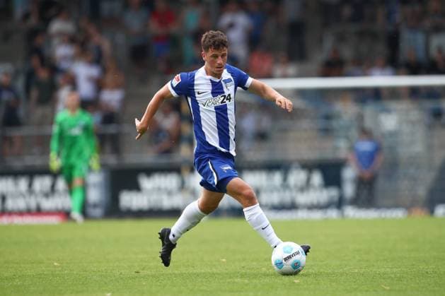 10.07.2024, xtgx, Fussball Testspiel, SV Babelsberg 03 - Hertha BSC Berlin emspor, v.l. Diego Demme (Hertha, 6) Freisteller, Einzelbild, Ganzkoerper, single frame (DFL DFB REGULATIONS PROHIBIT ANY USE OF PHOTOGRAPHS as IMAGE SEQUENCES and or QUASI-VIDEO) Potsdam *** 10 07 2024, xtgx, Soccer Test Match, SV Babelsberg 03 Hertha BSC Berlin emspor, v l Diego Demme Hertha, 6 cropping, single frame, full body, single frame DFL DFB REGULATIONS PROHIBIT ANY USE OF PHOTOGRAPHS as IMAGE SEQUENCES and or QUASI VIDEO Potsdam