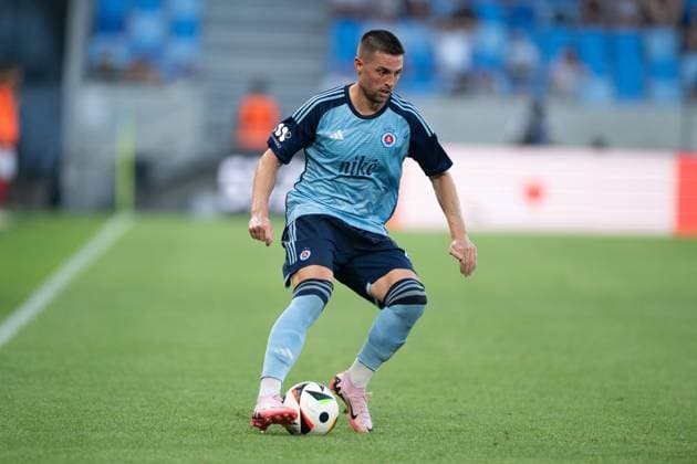 Robert Mak with a ball UEFA CHAMPIONS LEAGUE PRELIMINARY ROUND MATCH, SK SLOVAN BRATISLAVA - FC STRUGA, 10.JULY 2024 Copyright: xx DSC_5994