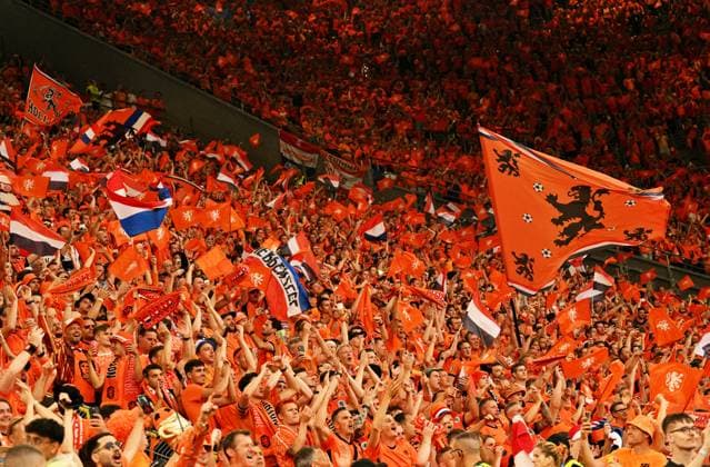 Germany Soccer Euro 2024 Netherlands - England 8726639 10.07.2024 Netherlands fans cheer before the UEFA EURO, EM, Europameisterschaft,Fussball 2024 semi-final soccer match between Netherlands and England at the BVB Stadion Dortmund, in Dortmund, Germany. Alexey Filippov Sputnik Dortmund Germany  Copyright: xAlexeyxFilippovx