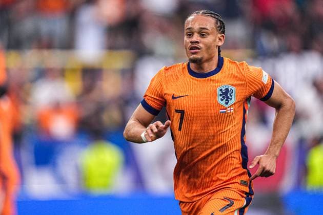 2024-07-10 Netherlands v England - Semi-Final - UEFA EURO, EM, Europameisterschaft,Fussball 2024 DORTMUND, GERMANY - JULY 10: Xavi Simons of the Netherlands celebrates the first goal during the Semi-Final - UEFA EURO 2024 match between Netherlands and England at BVB Stadion Dortmund on July 10, 2024 in Dortmund, Germany. (Photo by Joris Verwijst BSR Agency) Dortmund Germany Content not available for redistribution in The Netherlands directly or indirectly through any third parties. Copyright: xBSRxAgencyx
