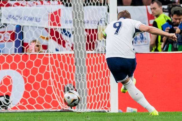 EURO 2024, Die Highlights UEFA EURO, EM, Europameisterschaft,Fussball 2024: Niederlande - England; 10.07.2024 Harry Kane (England, 9) erziielt das Tor zum 1:1 per Elfmeter. UEFA EURO 2024: Niederlande - England; BVB Stadion Dortmund, Dortmund am 10.07.2024 Copyright: xBEAUTIFULxSPORTS Wunderlx