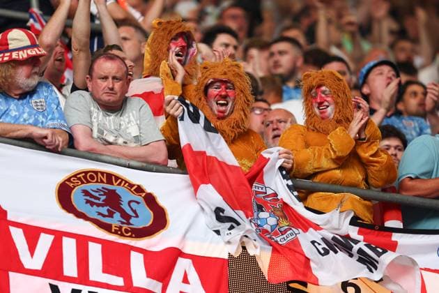 Netherlands v England 10 July 2024, Dortmund - UEFA EUROs - Semi-Final - Netherlands v England - England fans dressed an lions - Photo: Charlotte Wilson Offside. Dortmund Germany Copyright: xCharlottexWilsonx xOffsidexOffside