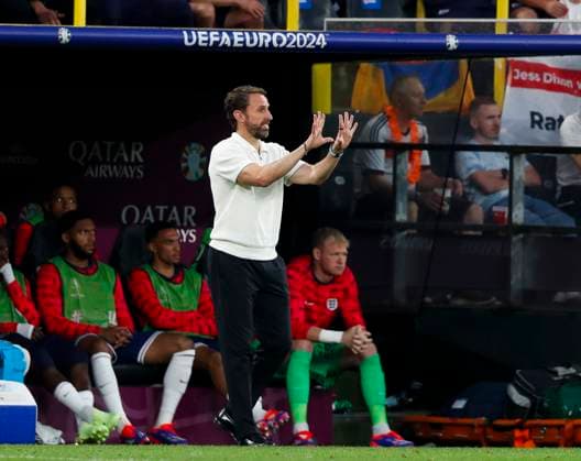 Netherlands v England UEFA EURO, EM, Europameisterschaft,Fussball 2024 Semi-final England Head Coach Gareth Southgate directs his team during the UEFA Euro 2024 Semi-final match between Netherlands and England at Signal Iduna Park, Dortmund UK Newspapers OUT Copyright: xPaulxChestertonx FIL-20342-0147