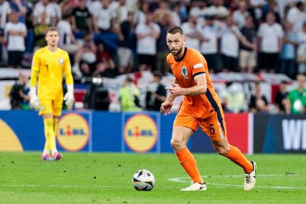 UEFA EURO, EM, Europameisterschaft,Fussball 2024: Niederlande - England; 10.07.2024 Stefan De Vrij (Niederlande, 6). UEFA EURO 2024: Niederlande - England; BVB Stadion Dortmund, Dortmund am 10.07.2024 Copyright: xBEAUTIFULxSPORTS Wunderlx