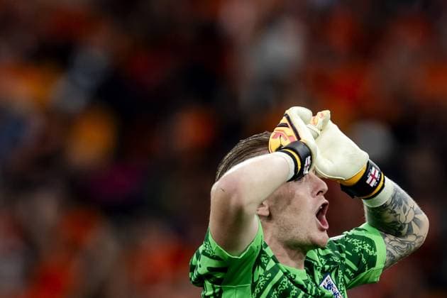 DORTMUND - England goalkeeper Jordan Pickford during the UEFA EURO, EM, Europameisterschaft,Fussball 2024 Semi-final match between Netherlands and England at the BVB Stadium Dortmund on July 10, 2024 in Dortmund, Germany. ANP KOEN VAN WEEL UEFA EURO 2024 2024 xVIxANPxSportx xxANPxIVx 503208164 originalFilename: 503208164.jpg