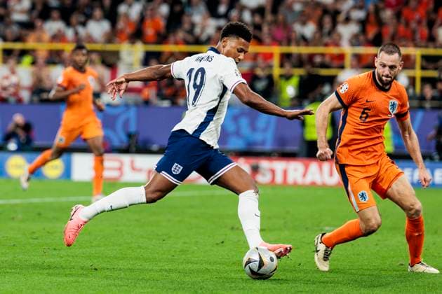 UEFA EURO, EM, Europameisterschaft,Fussball 2024: Niederlande - England; 10.07.2024 Ollie Watkins (England, 19) erzielt das Tor zum 2:1. UEFA EURO 2024: Niederlande - England; BVB Stadion Dortmund, Dortmund am 10.07.2024 Copyright: xBEAUTIFULxSPORTS Wunderlx