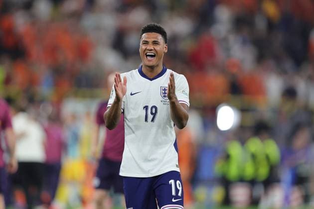 Netherlands v England Euro 2024 10 07 2024. Semi Final Ollie Watkins of England celebrates at full time during the Euro 2024 semi-final match between Netherlands and England at BVB Stadion, Dortmund, Germany on 10 July 2024. Dortmund BVB Stadion Germany Editorial use only , Copyright: xNigelxKeenex PSI-19938-0062