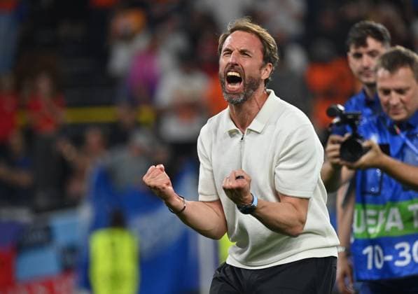 10.07.2024, xjrdrx, Fussball EM 2024 1 2 Finale, England - Niederlande emspor, v.l. Trainer Head Coach Gareth Southgate (England) jubeln jubelt nach Spielende celebrate at the end of the match. (DFL DFB REGULATIONS PROHIBIT ANY USE OF PHOTOGRAPHS as IMAGE SEQUENCES and or QUASI-VIDEO) Dortmund