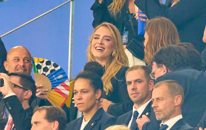 EURO 2024, Die Highlights Singer Adele celebrate the victory after the semi final match NETHERLANDS - ENGLAND 1-2 of the UEFA European Championships 2024 on Jul 10, 2024 in Dortmund, Germany.