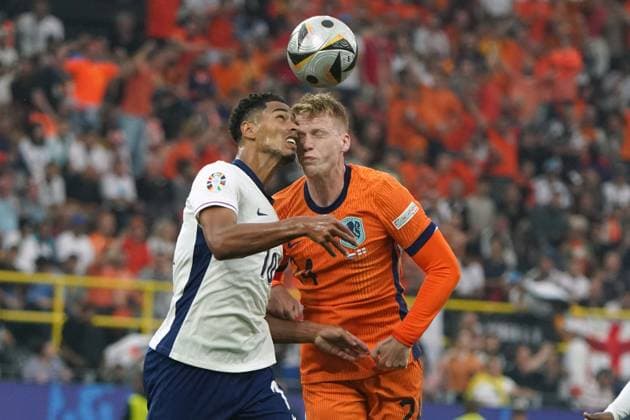 Nationalmannschaft, Fussball, UEFA Euro2024, EM 2024,Halbfinale,Semifinal, Dortmund, Niederlande-England Jude Bellingham England, Jerdy Schouten Niederlande Foto Chai von der Laage UEFA regulations prohibit any use of photographs as image sequences and or quasi-video.