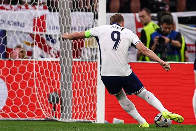 July 10, 2024, Dortmund, Germany: Harry Kane of England seen in action during the UEFA EURO, EM, Europameisterschaft,Fussball 2024 match between Netherlands and England at Signal Iduna Park (Dortmund)..Final score: Full time, Netherlands 1:2 England. Dortmund Germany - ZUMAs197 20240710_aaa_s197_221 Copyright: xGrzegorzxWajdax