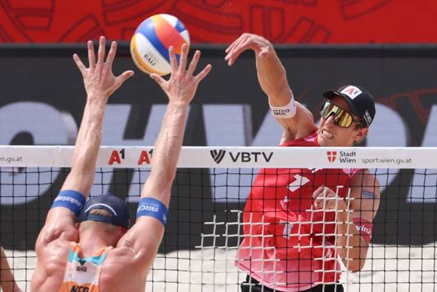 BEACHVOLLEYBALL - Beach Pro Vienna VIENNA,AUSTRIA,11.JUL.24 - Beach volleyball, Beachvolleyball - A1 Beach Pro Vienna. Image shows Julian Hoerl (AUT).  GEPAxpictures xMathiasxMandl