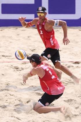 BEACHVOLLEYBALL - Beach Pro Vienna VIENNA,AUSTRIA,11.JUL.24 - Beach volleyball, Beachvolleyball - A1 Beach Pro Vienna. Image shows Julian Hoerl and Alexander Horst (AUT).  GEPAxpictures xMathiasxMandl