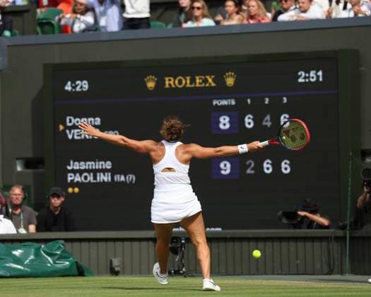Jasmine Paolini jubelt nach ihrem Sieg Tennis - Wimbledon 2021 - Grand Slam ITF ATP, Tennis Herren WTA, Tennis Damen - AELTC - London - - Great Britain - 11 July 2024. Copyright: xJuergenxHasenkopfx