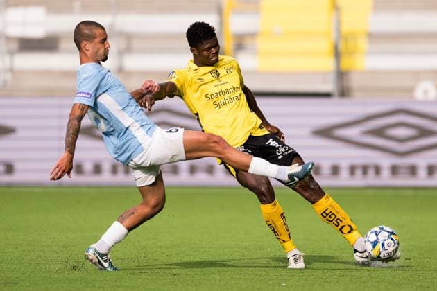 240711 Pedro Henrique Rocha Pelagio of Pafos and Terry Yegbe of Elfsborg during the UEFA Europa League qualification match between Elfsborg and Pafos on July 11, 2024 in Boras. Photo: Jörgen Jarnberger BILDBYRAN COP 112 JJ0379 fotboll football soccer fotball uefa europa league kval qualifying round qualification elfsborg pafos bbeng Copyright: JÖRGENxJARNBERGER BB240711JJ017