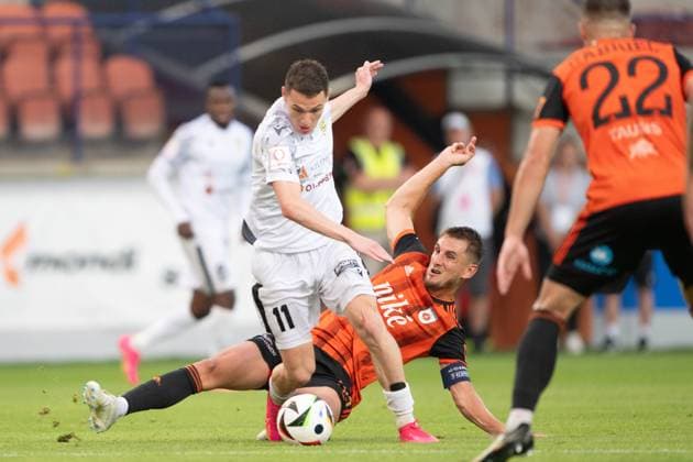 Islam Chesnokov in the battle during UEFA Europa league preliminary round match, MFK Ruzomberok - FC Tobol Kostanaj, 11. july 2024 Copyright: xMICHALxFAJT,ZOSPORTU.SKx DSC_7384
