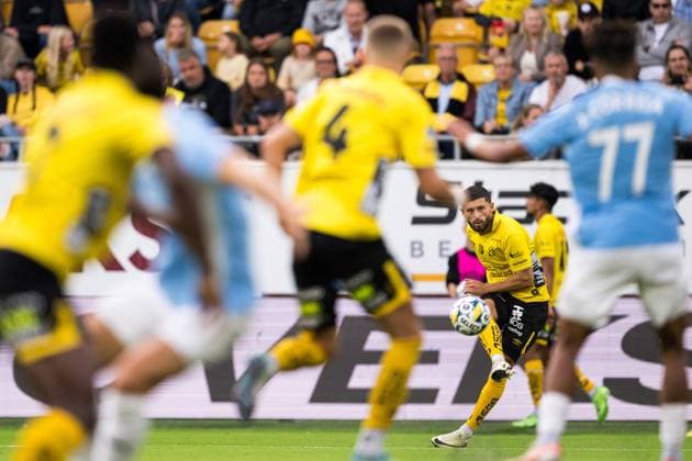 240711 Arber Zeneli of Elfsborg during the UEFA Europa League qualification match between Elfsborg and Pafos on July 11, 2024 in Boras. Photo: Jörgen Jarnberger BILDBYRAN COP 112 JJ0379 fotboll football soccer fotball uefa europa league kval qualifying round qualification elfsborg pafos bbeng Copyright: JÖRGENxJARNBERGER BB240711JJ057