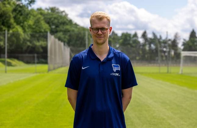 Mannschaftsarzt Moritz Schleicher; Hertha BSC; 2. Bundesliga, Porträttermin 2024 2025, 11.07. 2024,