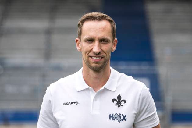 11.07.2024, xfux, Fussball 2.Bundesliga, SV Darmstadt 98 Fototermin Saison 2024 25 - Porträttermin 2024 2025, emspor, v.l. Athletiktrainer Christopher Busse; SV Darmstadt 1898 e.V.; 2.BL, Porträttermin 2024 2025 Darmstadt