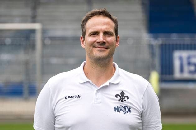 11.07.2024, xfux, Fussball 2.Bundesliga, SV Darmstadt 98 Fototermin Saison 2024 25 - Porträttermin 2024 2025, emspor, v.l. Florian Bauer; SV Darmstadt 1898 e.V.; 2.BL, Porträttermin 2024 2025 Darmstadt