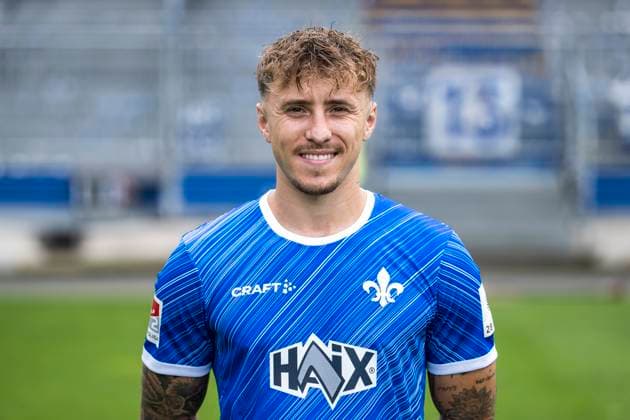 11.07.2024, xfux, Fussball 2.Bundesliga, SV Darmstadt 98 Fototermin Saison 2024 25 - Porträttermin 2024 2025, emspor, v.l. Luca Marseiler; SV Darmstadt 1898 e.V.; 2.BL, Porträttermin 2024 2025 Darmstadt