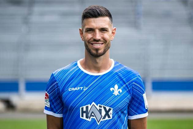 11.07.2024, xfux, Fussball 2.Bundesliga, SV Darmstadt 98 Fototermin Saison 2024 25 - Porträttermin 2024 2025, emspor, v.l. Klaus Gjasula; SV Darmstadt 1898 e.V.; 2.BL, Porträttermin 2024 2025 Darmstadt