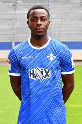 11.07.2024, xscotx, Fussball 2.Bundesliga, 2.BL SV Darmstadt 98 - Fototermin Saison 2024 25 Porträttermin 2024 2025 emspor, v.l. Merveille Papela (SV Darmstadt 98) (DFL DFB REGULATIONS PROHIBIT ANY USE OF PHOTOGRAPHS as IMAGE SEQUENCES and or QUASI-VIDEO) Darmstadt
