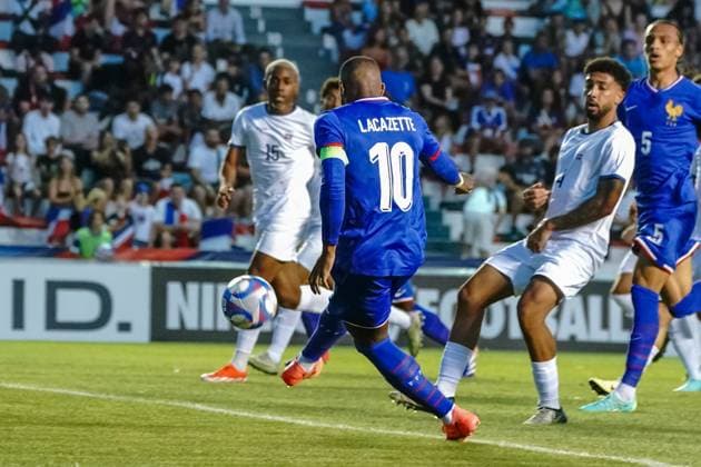 Alexandre Lacazette (10 - France) FOOTBALL : France vs République dominicaine - Match de préparation aux JO Paris 2024 - Toulon - 11 07 2024 NorbertScanella Panoramic 