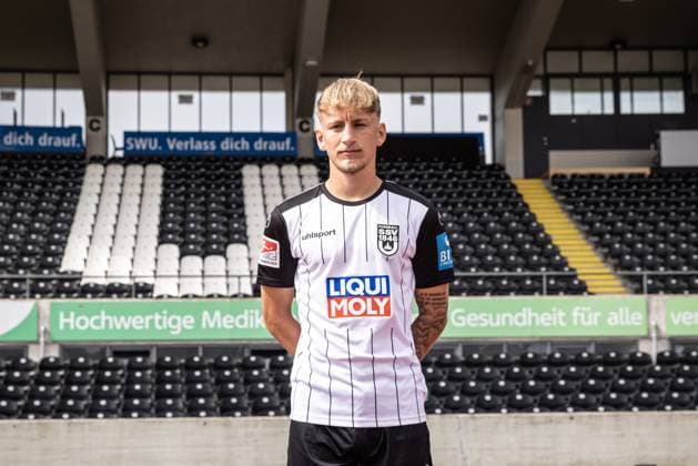 Sascha Risch; SSV Ulm 1846 Fußball; 2. Bundesliga, Porträttermin 2024 2025 Sascha Risch (28, SSV Ulm 1846 Fußball) Ulm Donaustadion Baden-Württemberg Deutschland