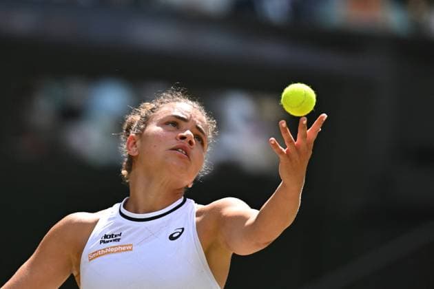Wimbledon Semi-Final - Paolini v Vekic Jasmine Paolini (ITA) during her semi final match at the 2024 Wimbledon Championships at the AELTC in London, UK, on July 11, 2024. Photo by Corinne Dubreuil ABACAPRESS.COM London United Kingdom  Copyright: xDubreuilxCorinne ABACAx