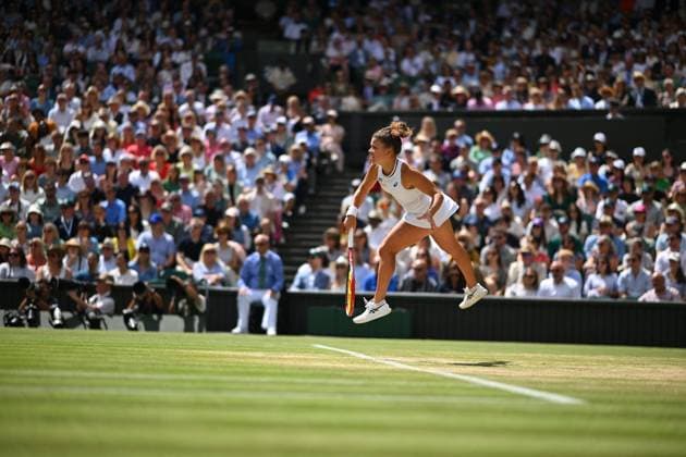 Wimbledon Semi-Final - Paolini v Vekic Jasmine Paolini (ITA) during her semi final match at the 2024 Wimbledon Championships at the AELTC in London, UK, on July 11, 2024. Photo by Corinne Dubreuil ABACAPRESS.COM London United Kingdom  Copyright: xDubreuilxCorinne ABACAx